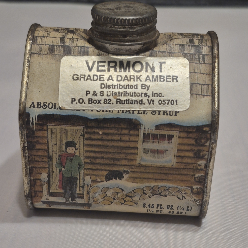 Vermont Grade A Dark Amber Maple Syrup Tin